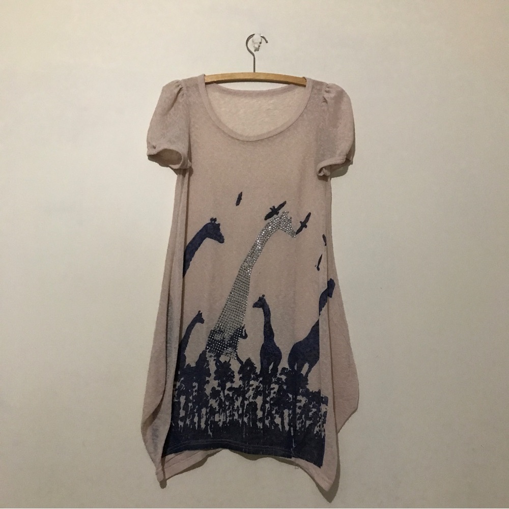 Giraffe pink dress